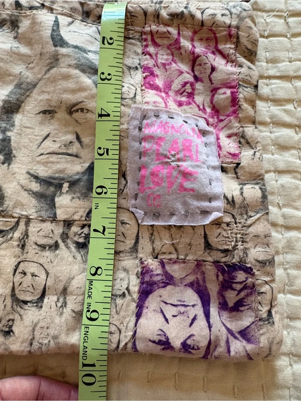 Magnolia Pearl Sitting Bull Pouch